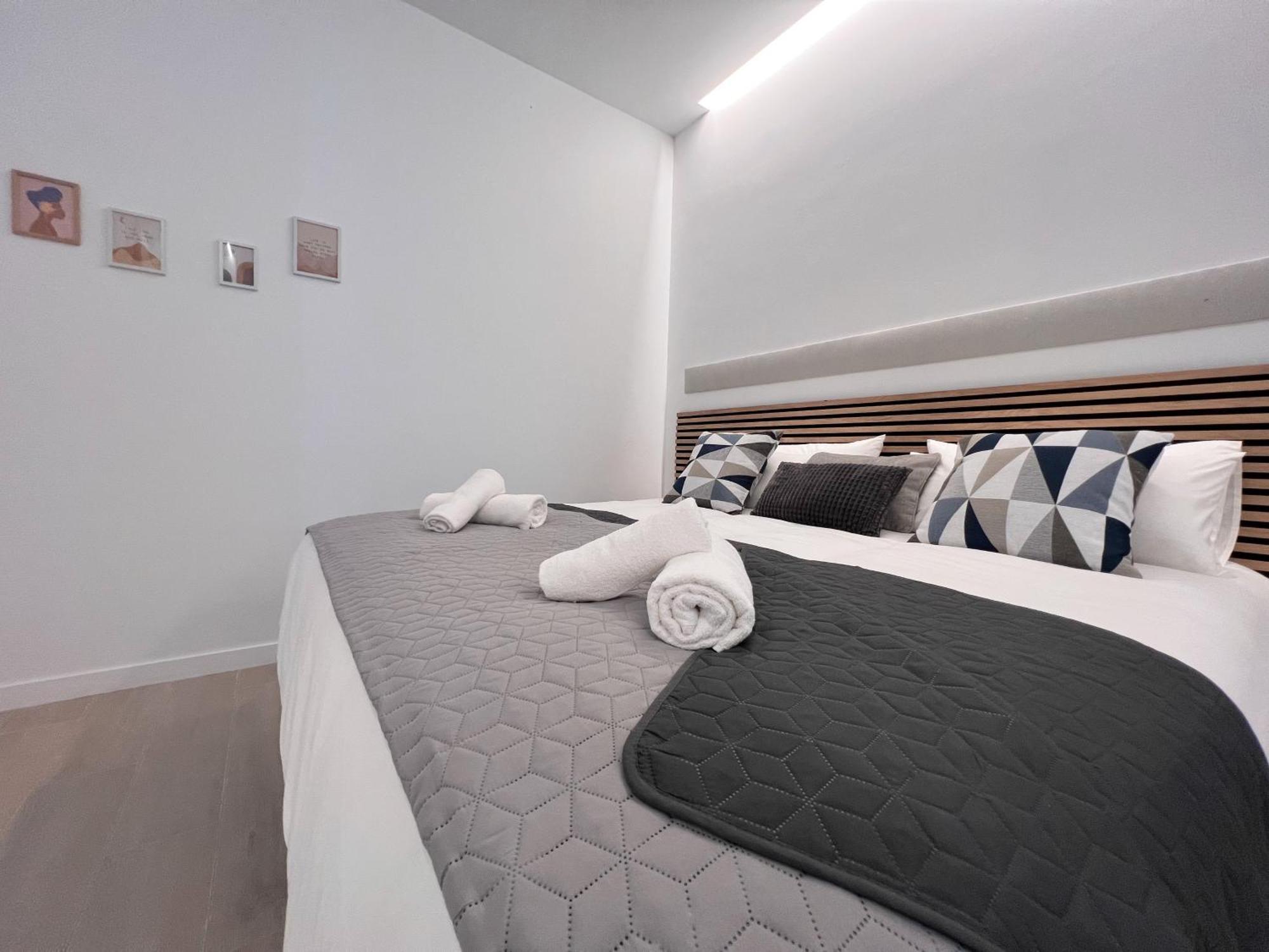 Sorolla Urban Suites บาเลนเซีย ภายนอก รูปภาพ