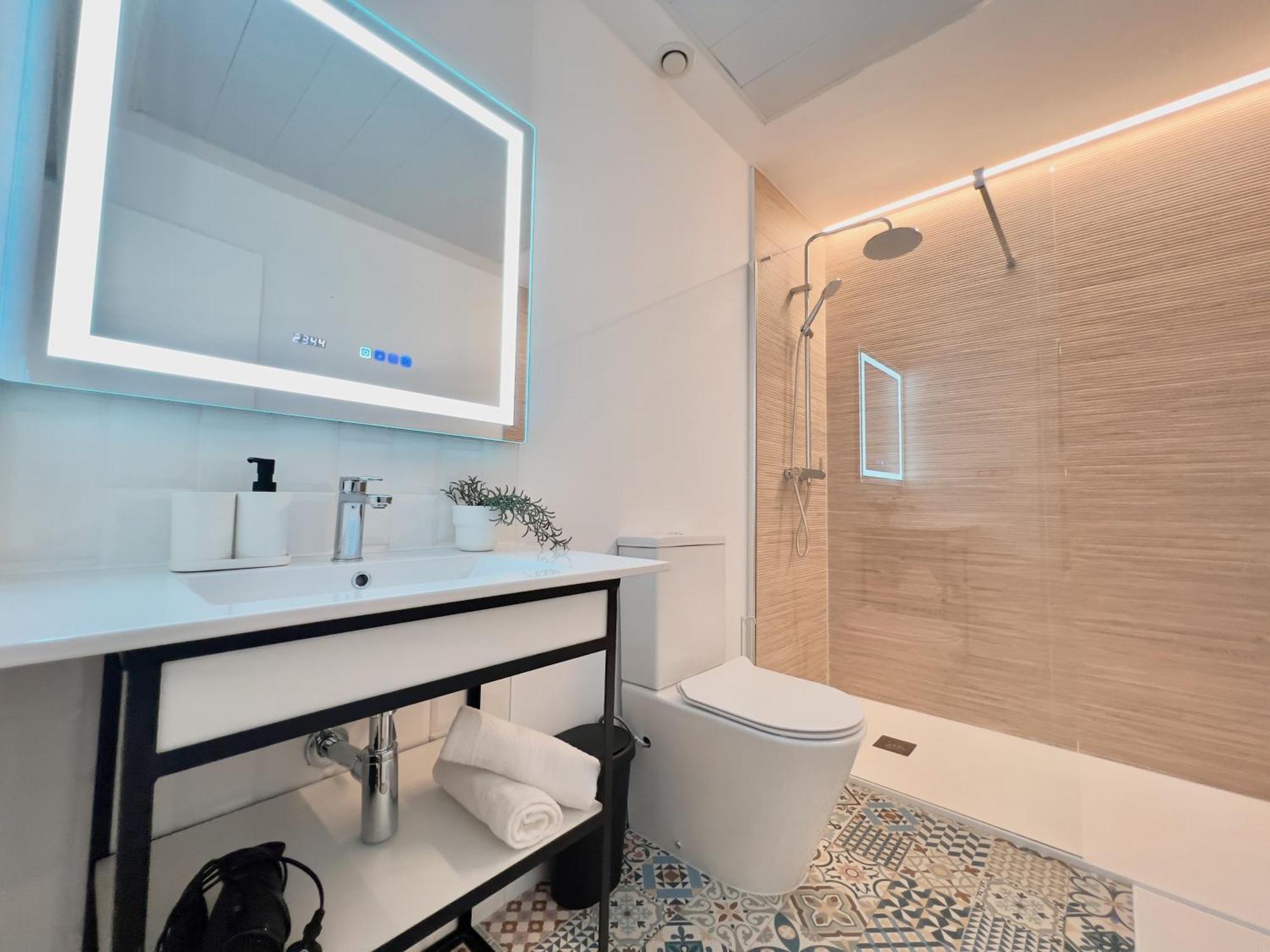 Sorolla Urban Suites บาเลนเซีย ภายนอก รูปภาพ